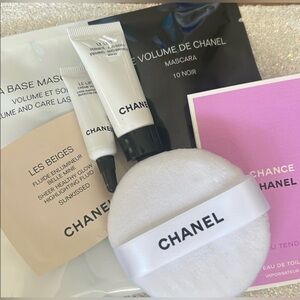 CHANEL Beauty Essentials 7pc Set